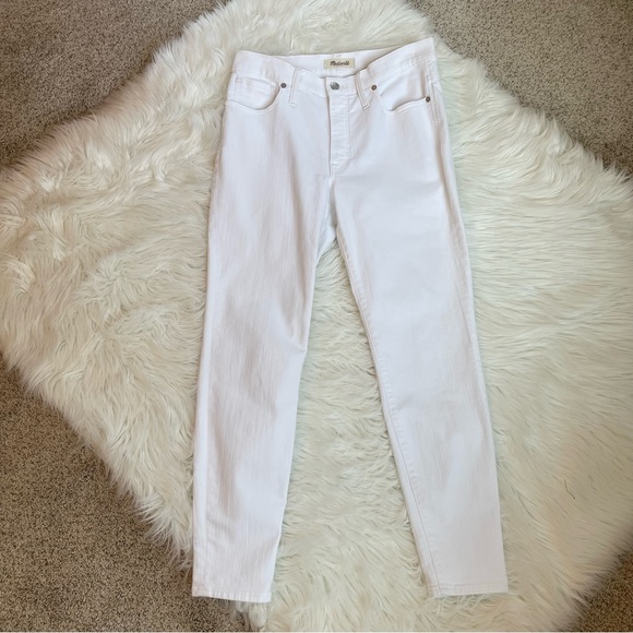 Madewell 9” High Rise Skinny White Jeans - Picture 2 of 15